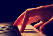 重要体育事件爆出幕后故事，引爆情绪